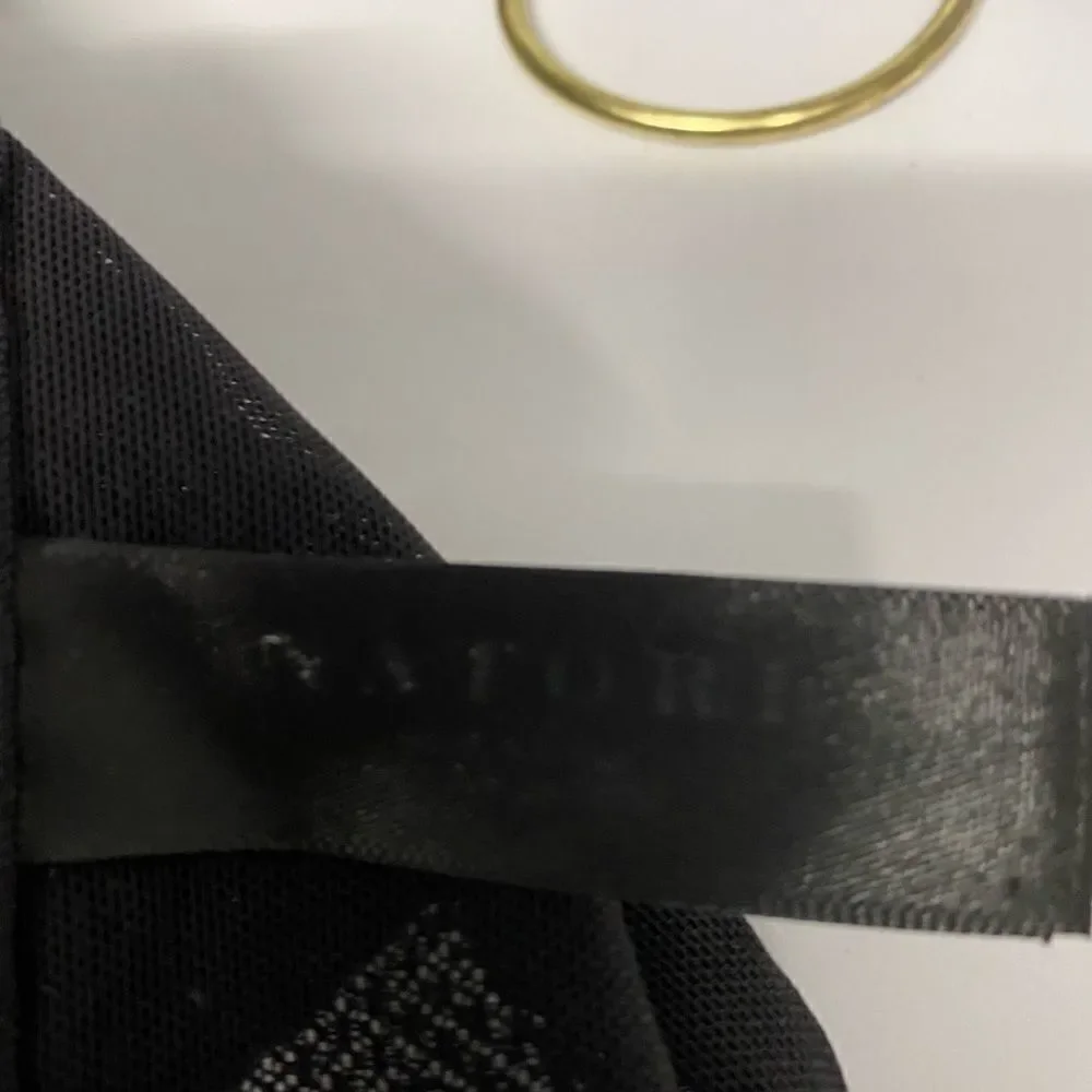Natori black lace underwire adjustable straps bra